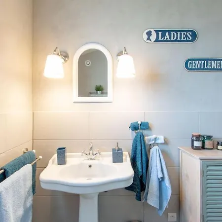 Holiday home Cosy Et Romantique A